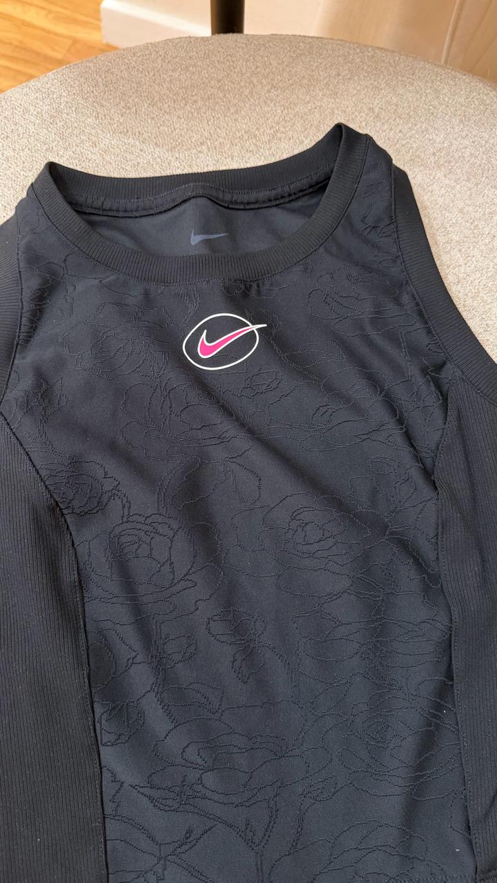 Спортивный костюм Nike