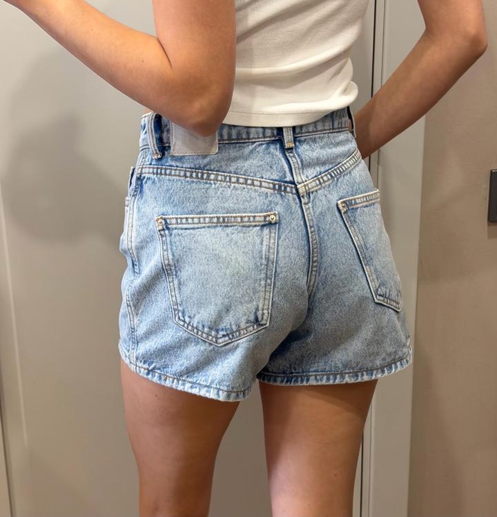 Шорты Zara