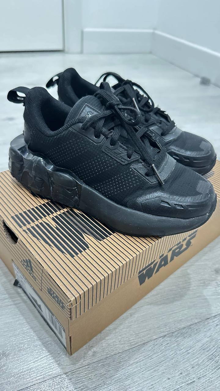 Детские кроссовки adidas x Star Wars (оригинал), размер 31 (13k)