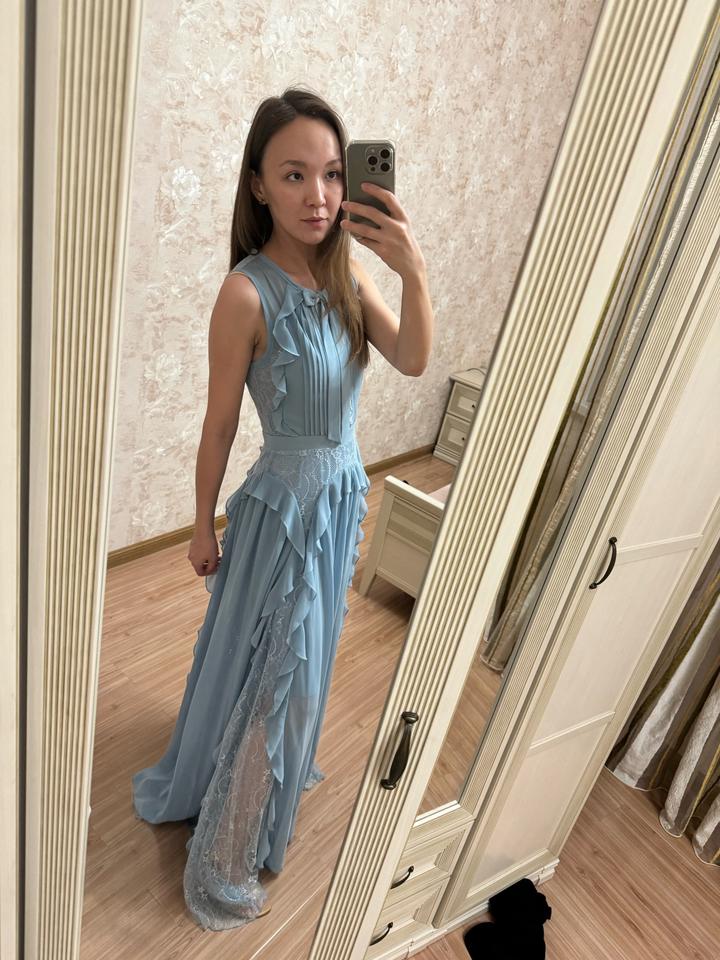 Платье вечернее