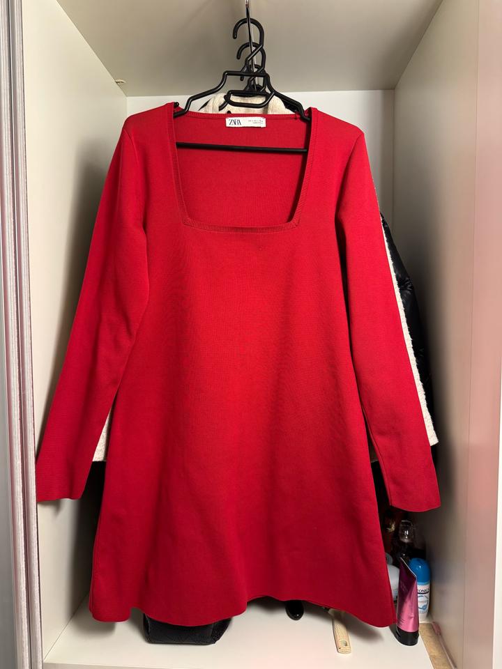 Красное платье Zara