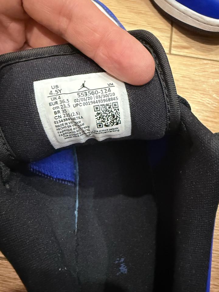 Nike кроссовки