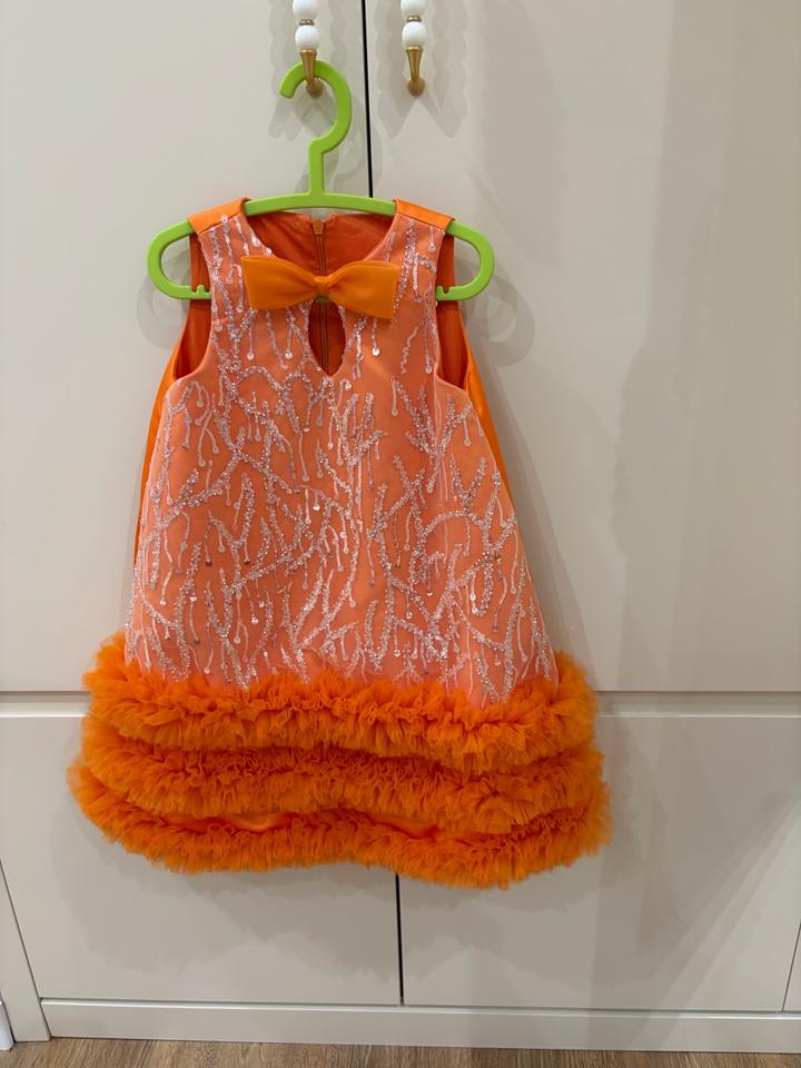 Платье нарядное оранжевое на девочку 5 лет