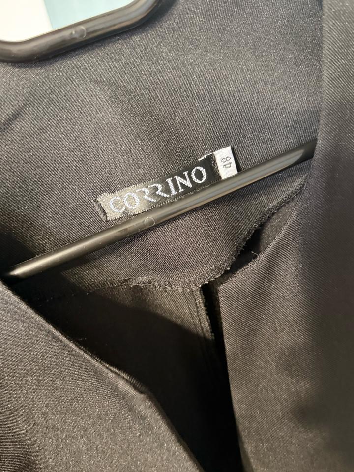 Чёрный пиджак