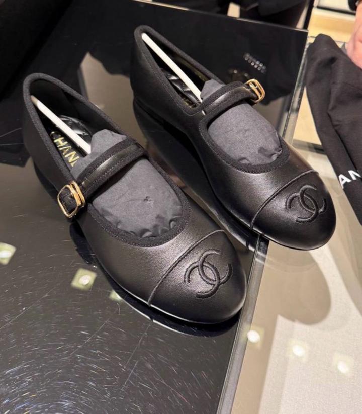 Chanel балетки черные 38