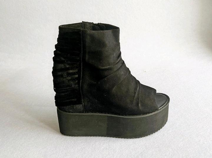 Новые ботильоны 37 р на платформе 12 см туфли ботинки черные с открытым носком