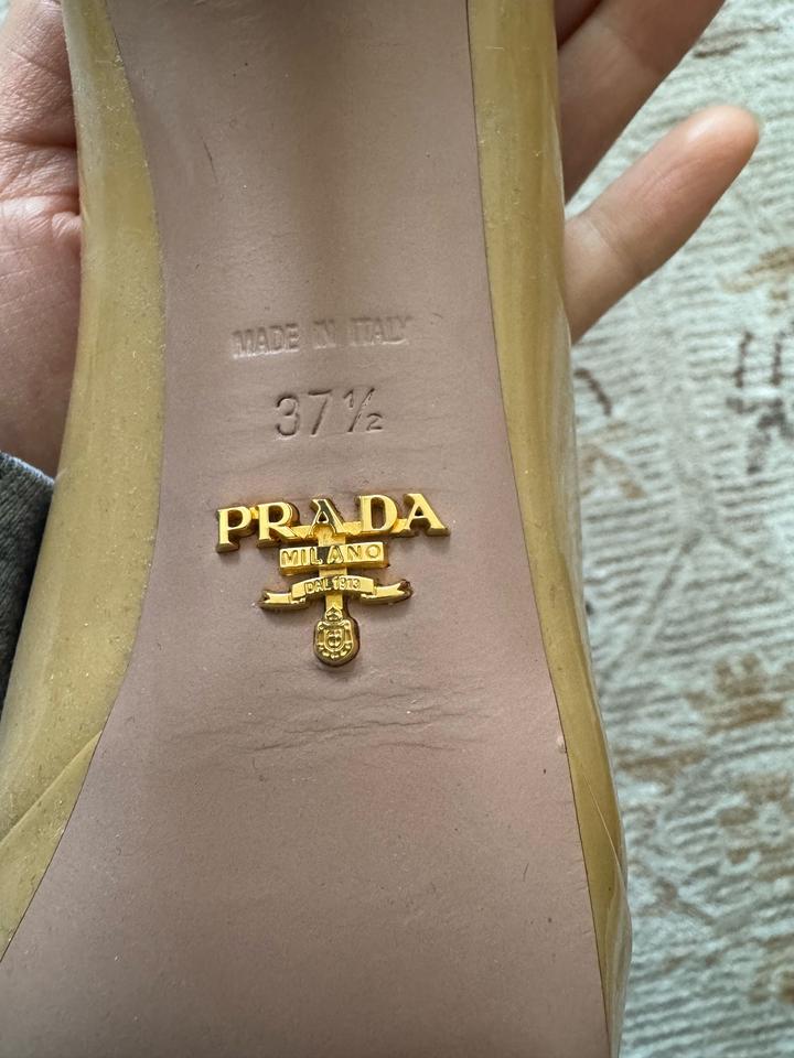 Туфли Prada