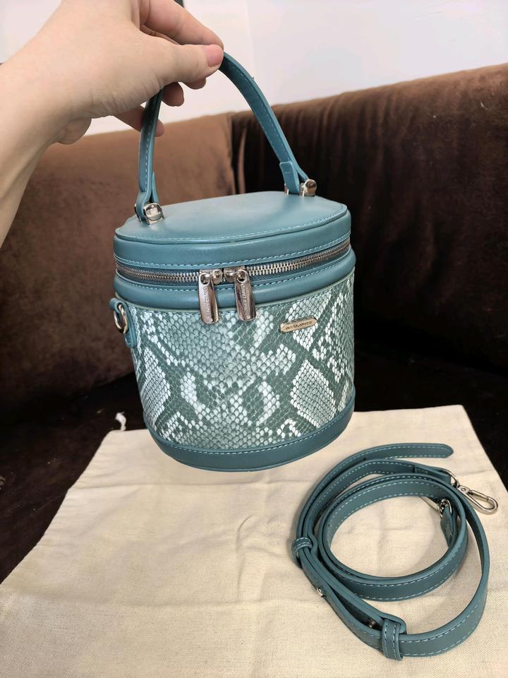 Сумка бочонок David Jones