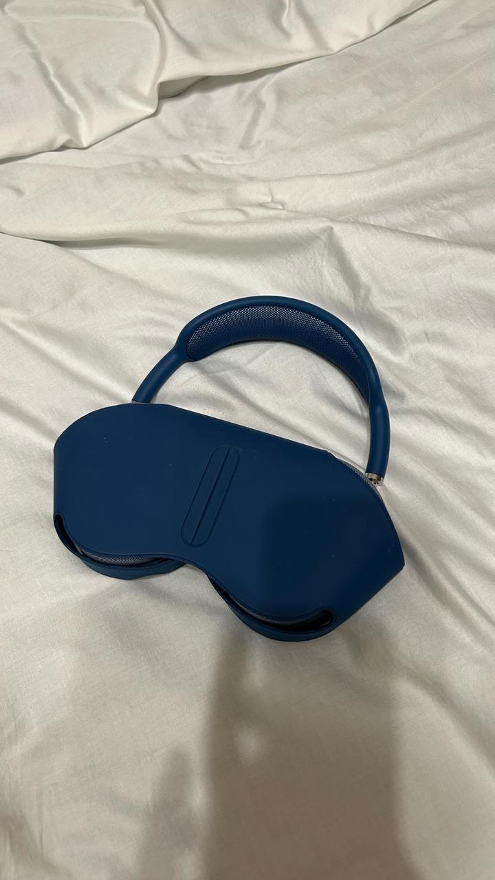 AirPods Max синие наушники