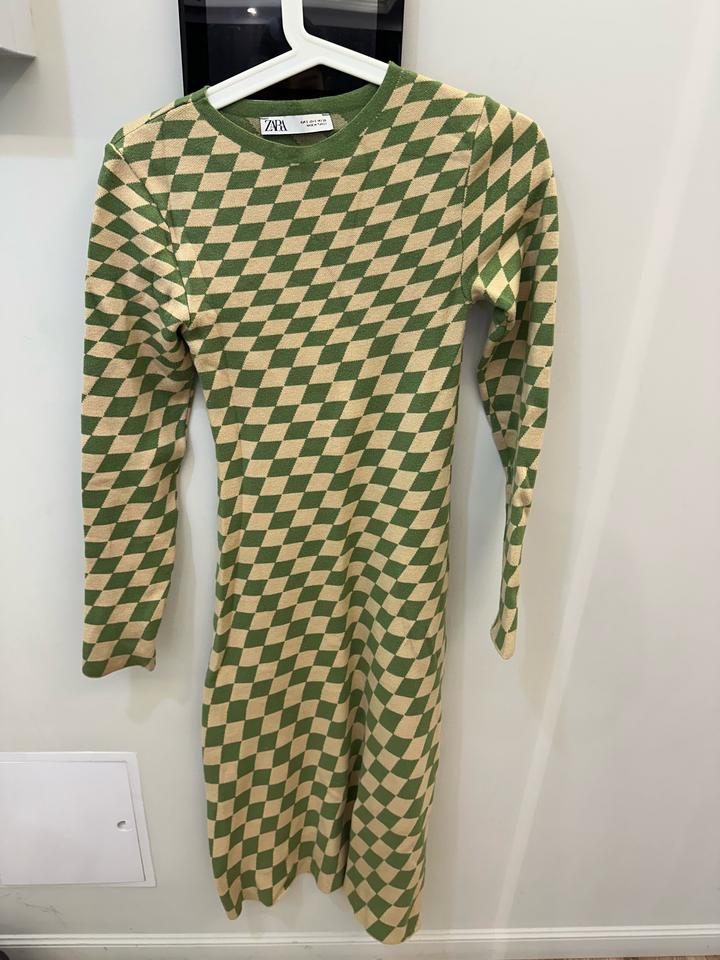 Платье Zara
