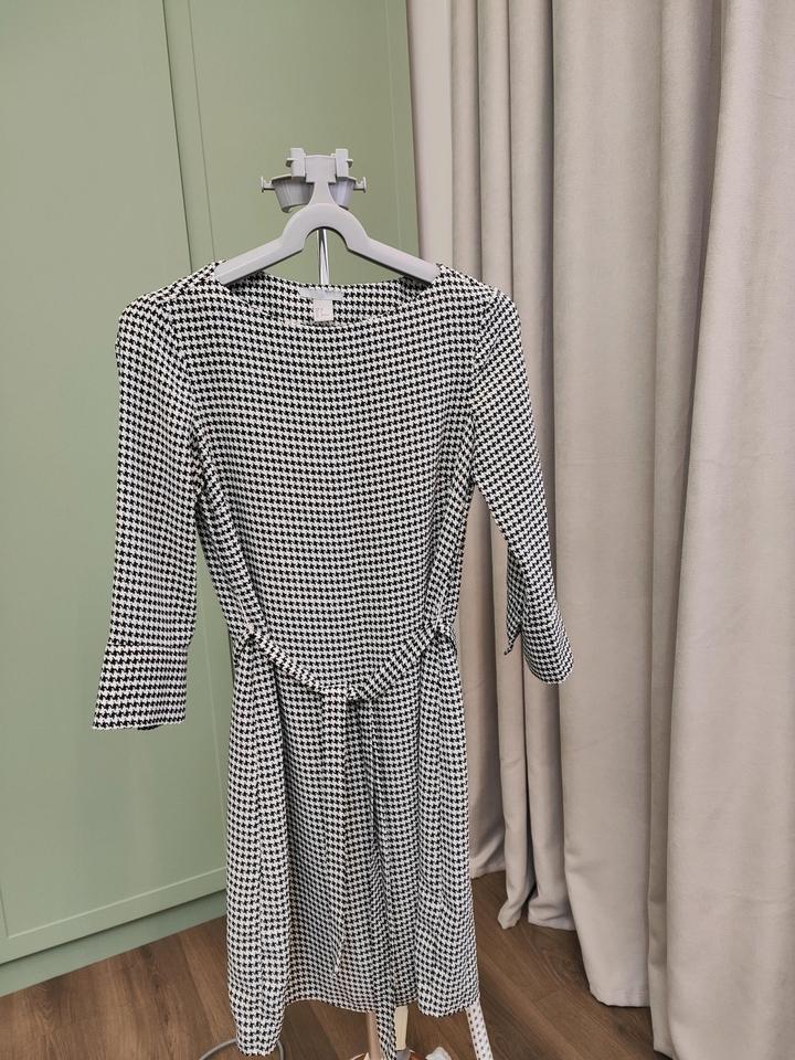 Платье H&M
