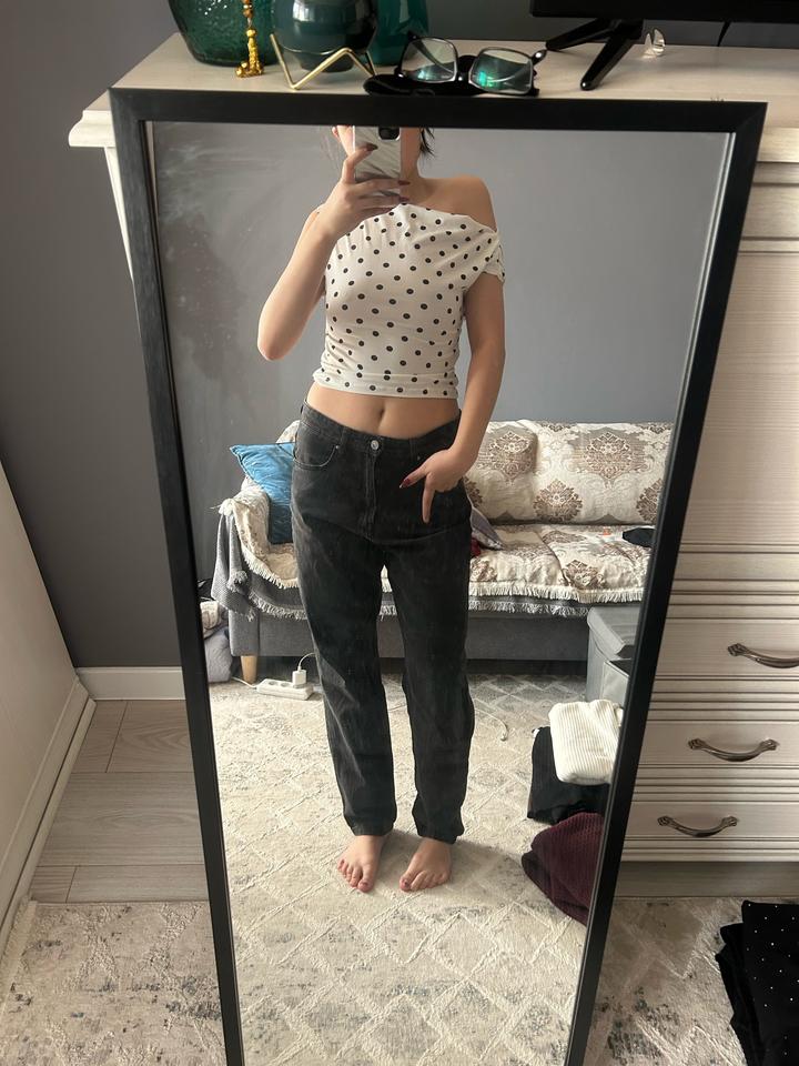 джинсы черные