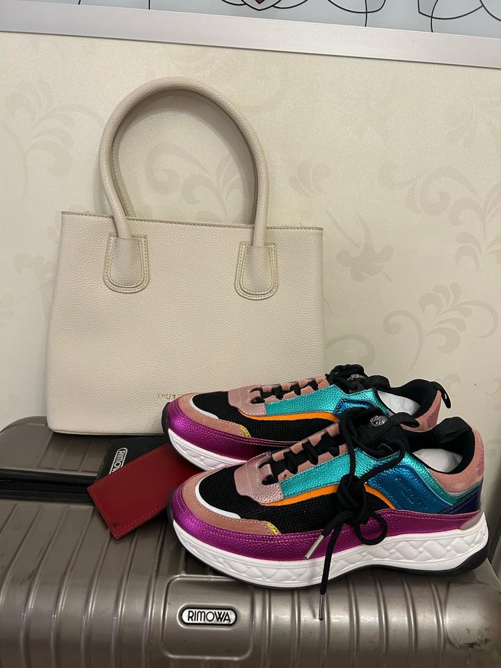 Кроссовки Kurt Geiger