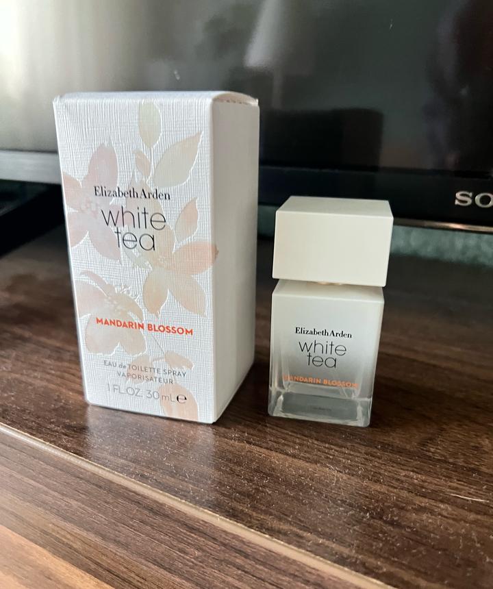 Elizabeth Arden White Tea Blossom