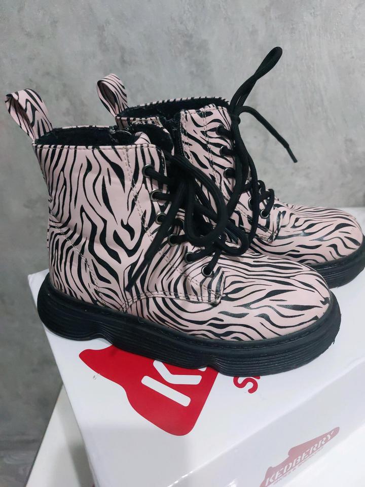 Ботинки KEDBERRY