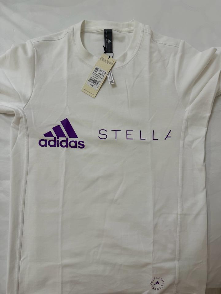 Одежда для спорта и прогулок от adidas Stella McCartney