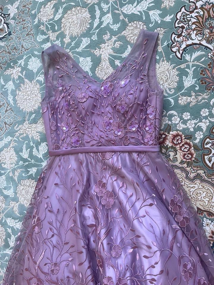 Вечернее платье