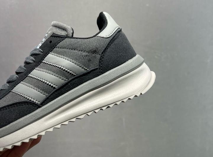 Кроссовки Adidas SL 72