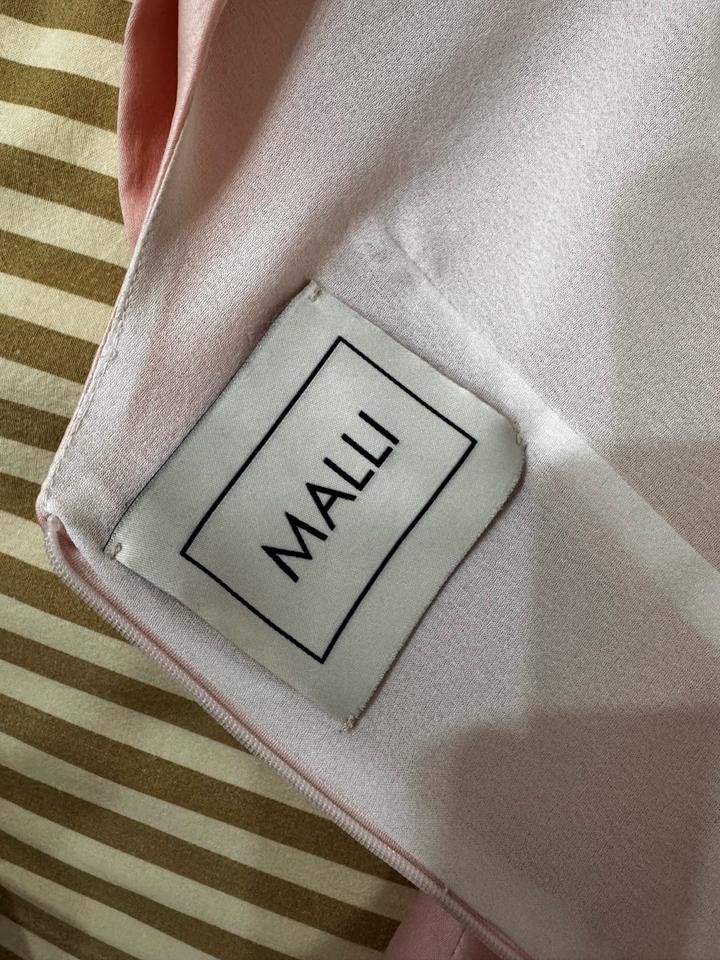 Розовое платье Malli XS