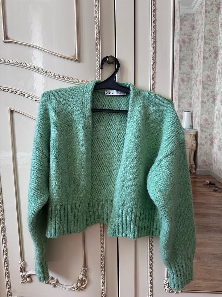 Укороченный свитер Zara