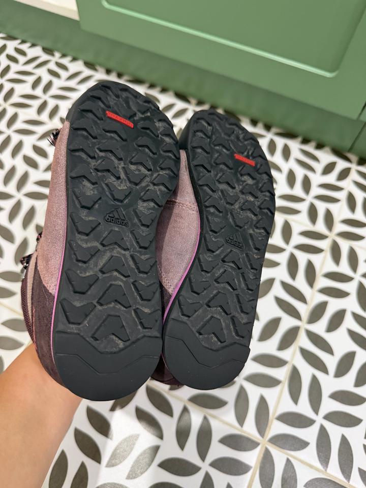 Ботинки adidas