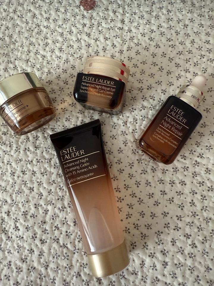 Набор по уходу за лицом от Estée Lauder