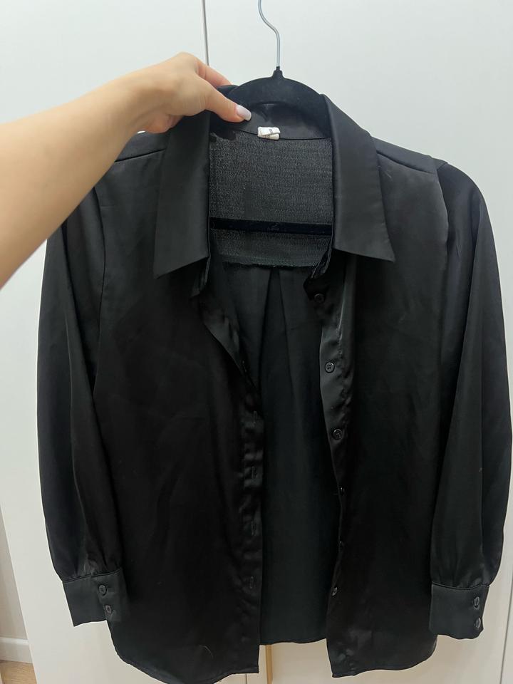 Базовая черная рубашка