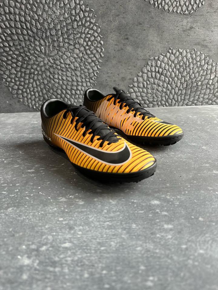 Сороконожки Nike Mercurial