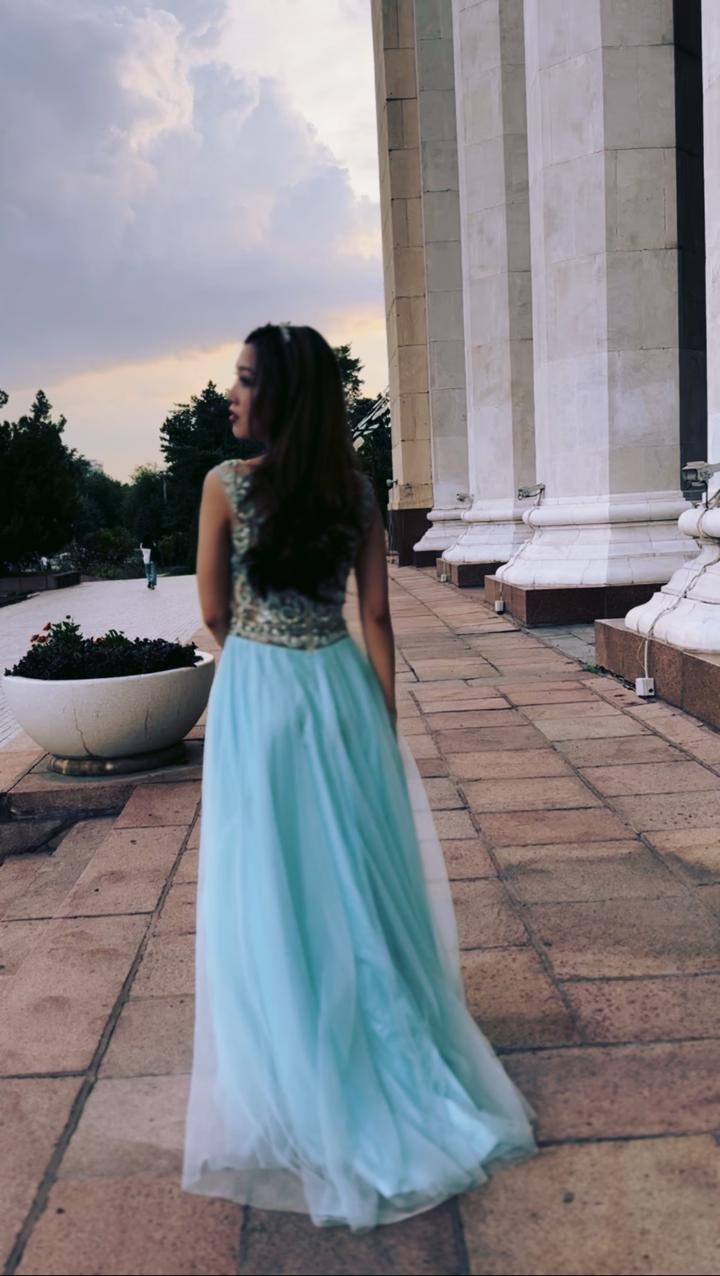 Вечернее платье