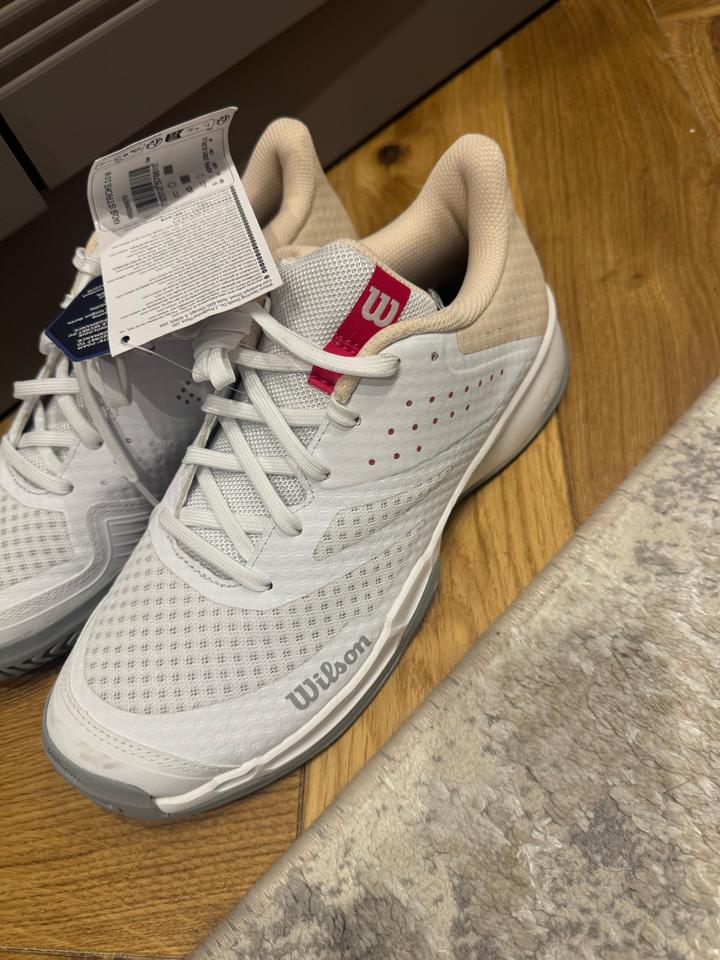 Крассовки Wilson