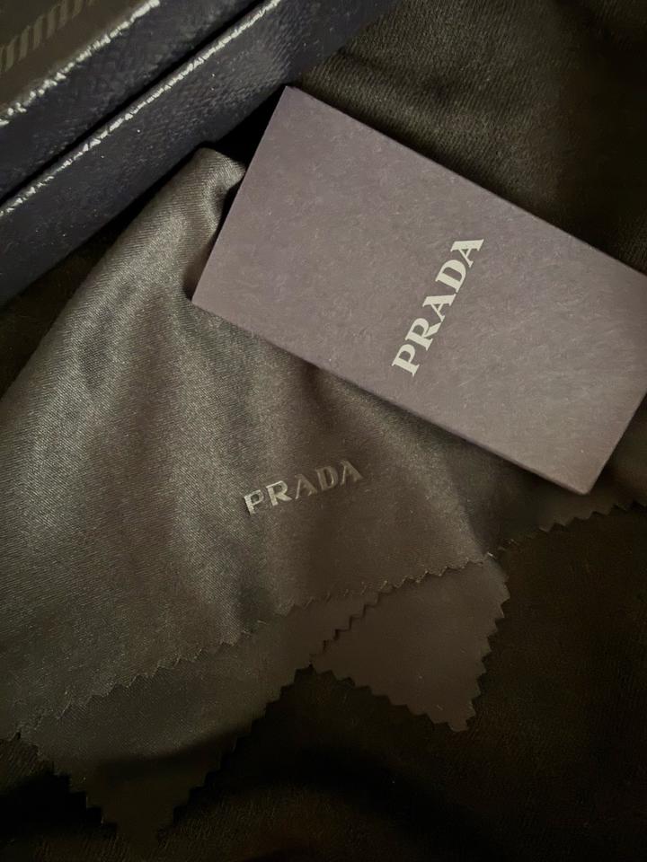 солнцезащитные очки Prada оригинал