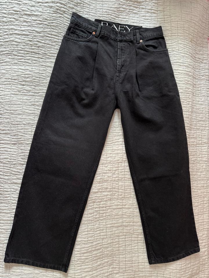 Черные джинсы Raey