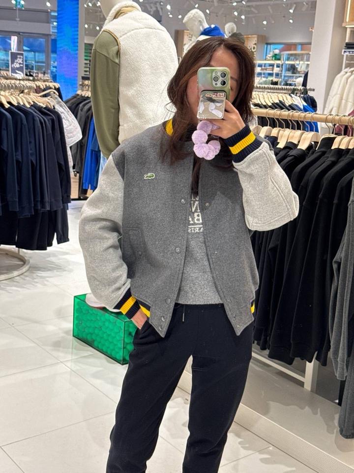 Бомбер от Lacoste