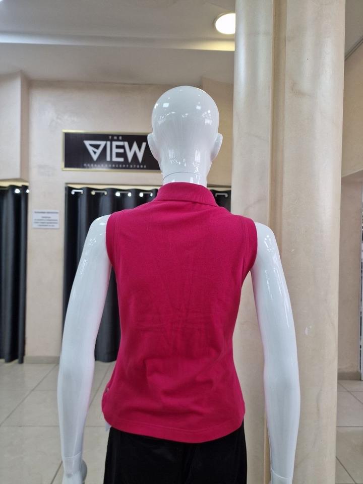 Топ Lacoste