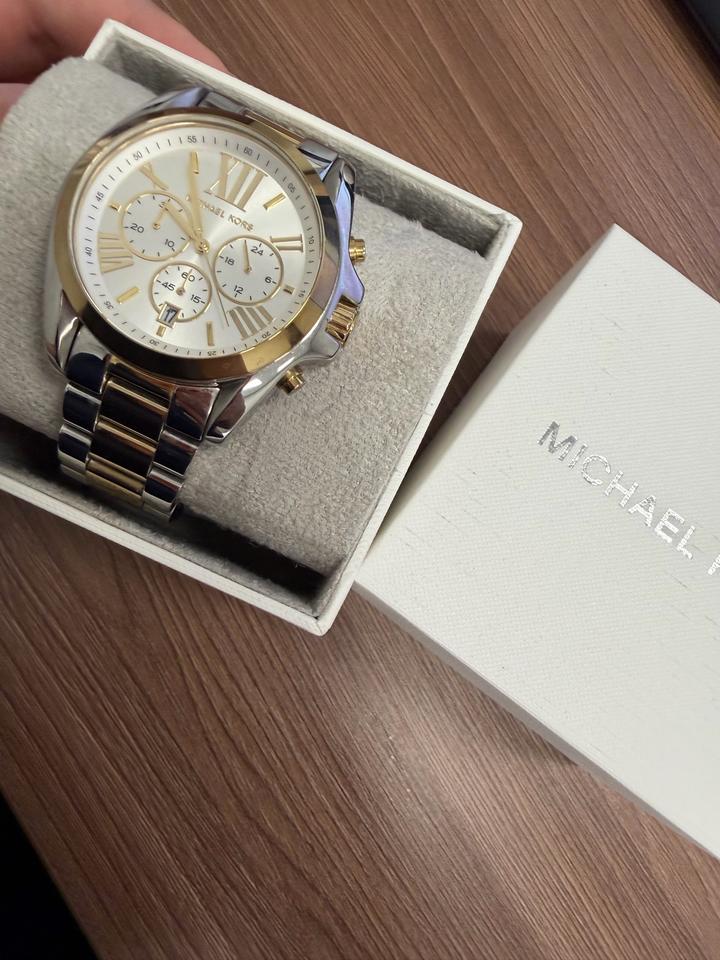 Часы Майкл Корс