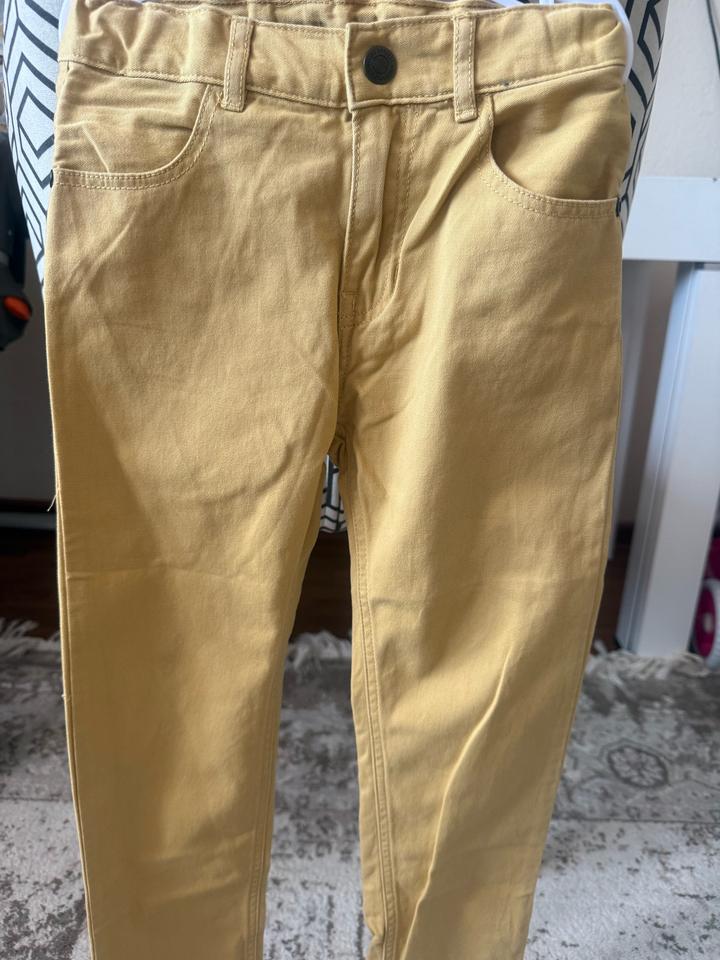 H&M