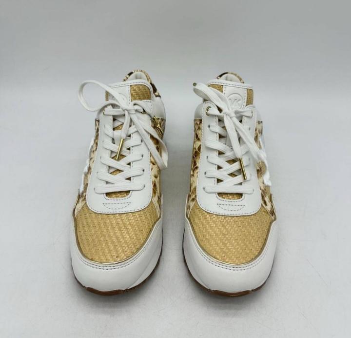 новые Michael Kors.Очень эффектные! Размер 37