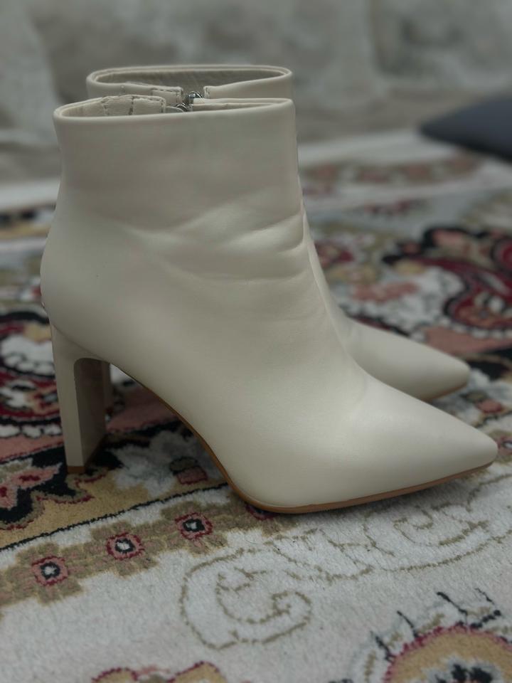 Ботильоны бежевые