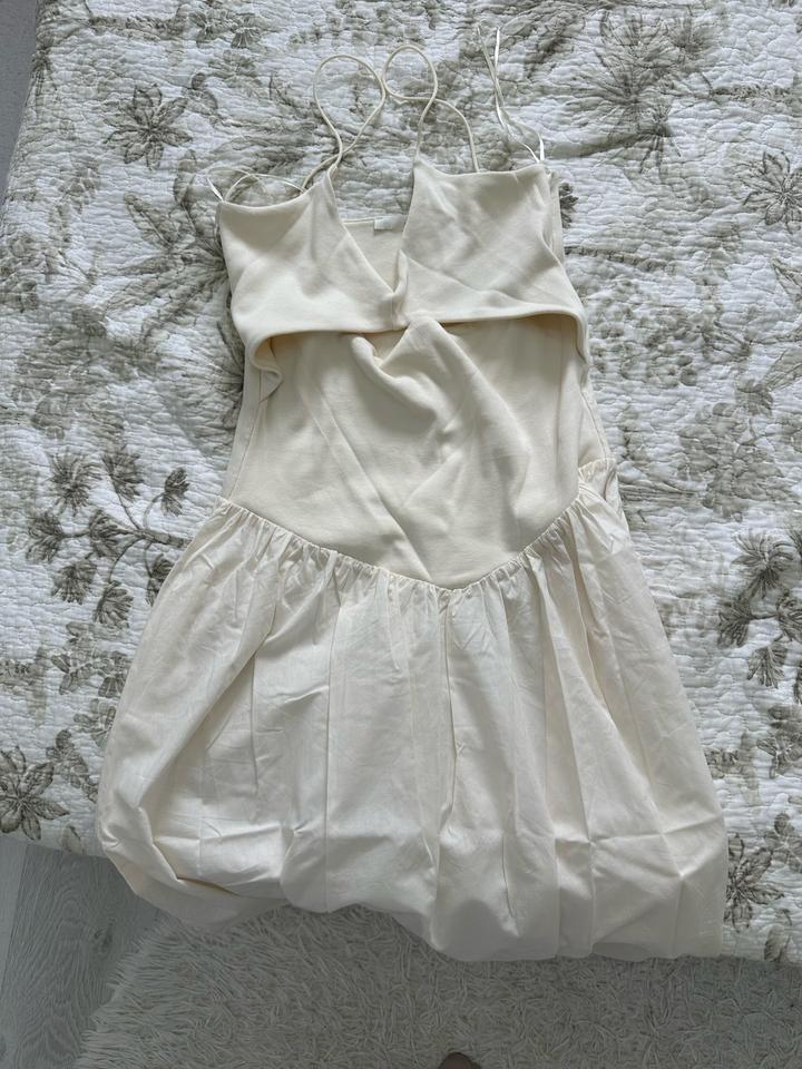 Айвори платье от Zara