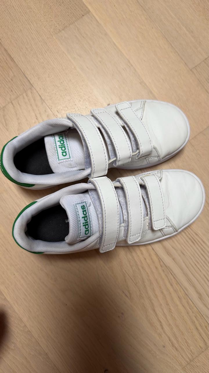 Кеды adidas advantage base на мальчика