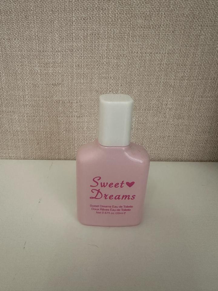 Туалетная вода 2 шт- Believe me и sweet dreams