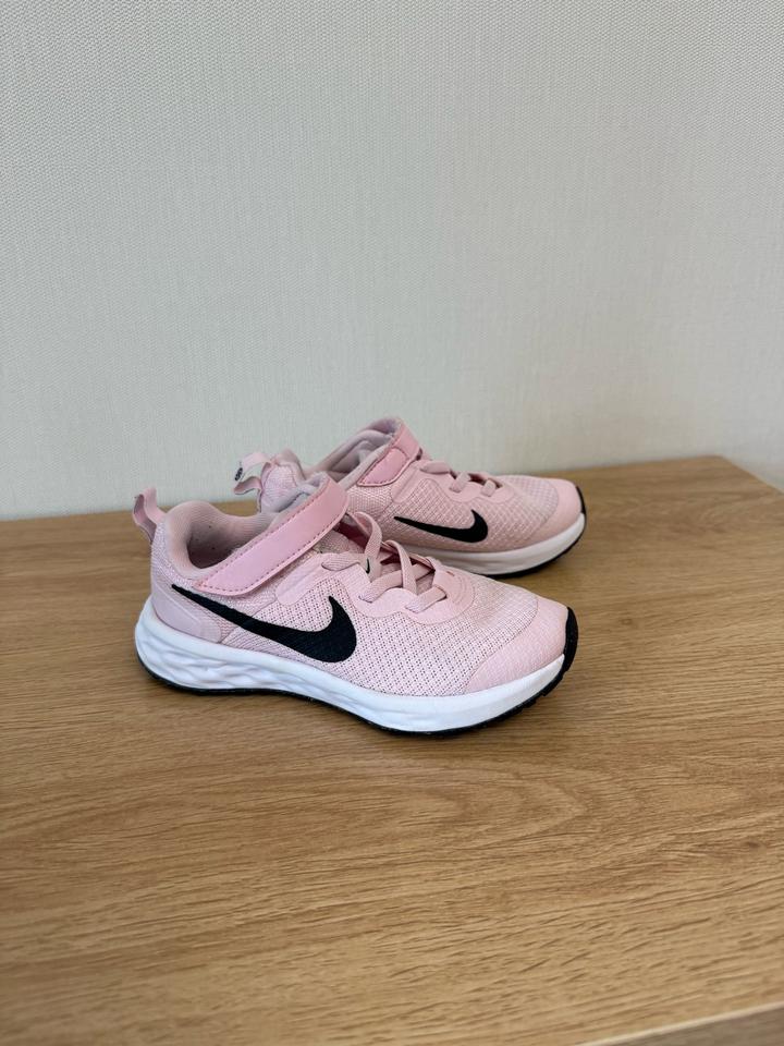 Детские кроссовки Nike