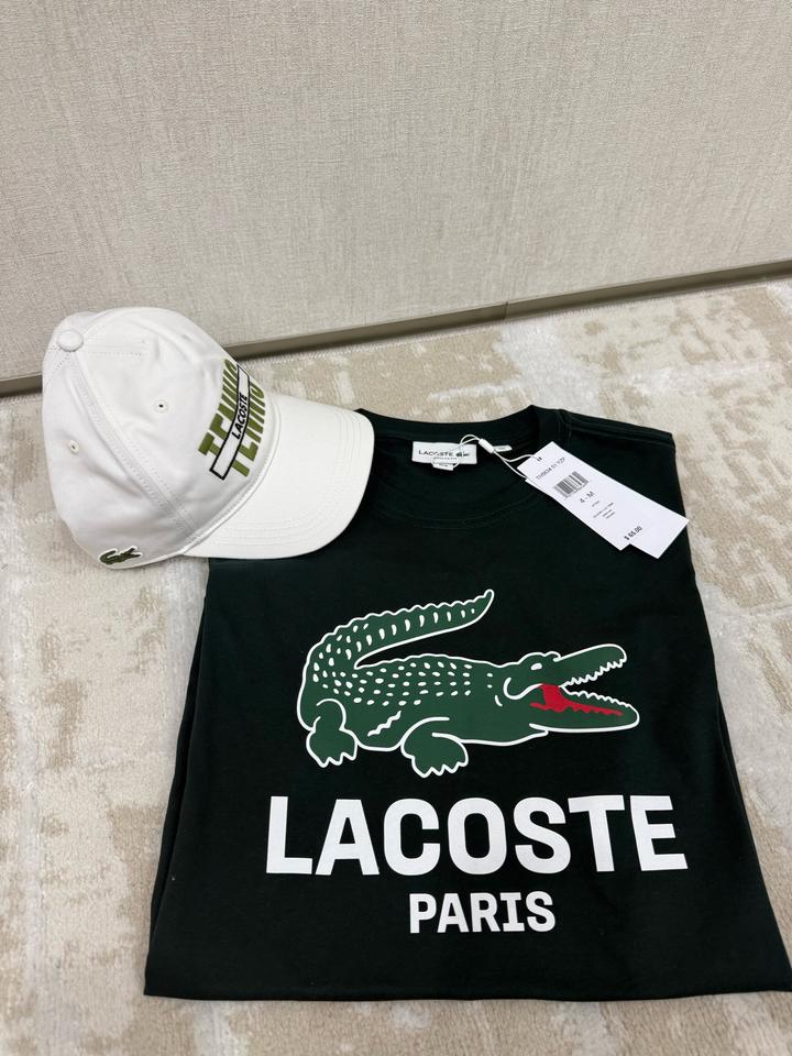 Мужская футболка от бренда Lacoste
