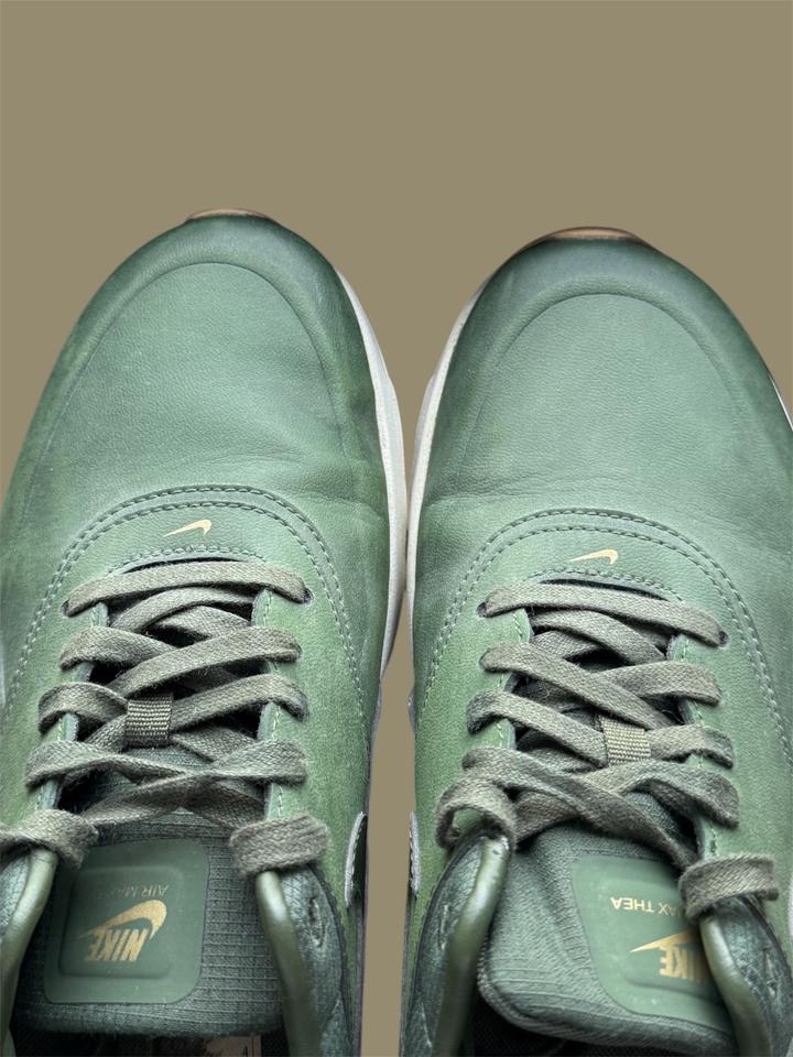 Nike кроссовки