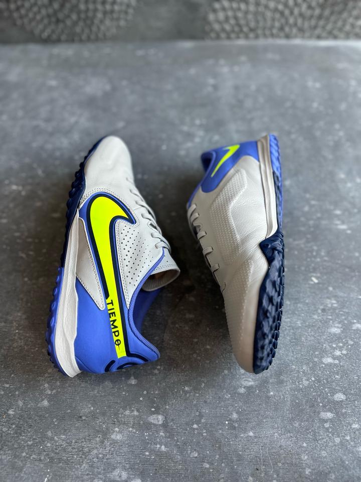 Сороконожки Nike Tiempo Lgend 9