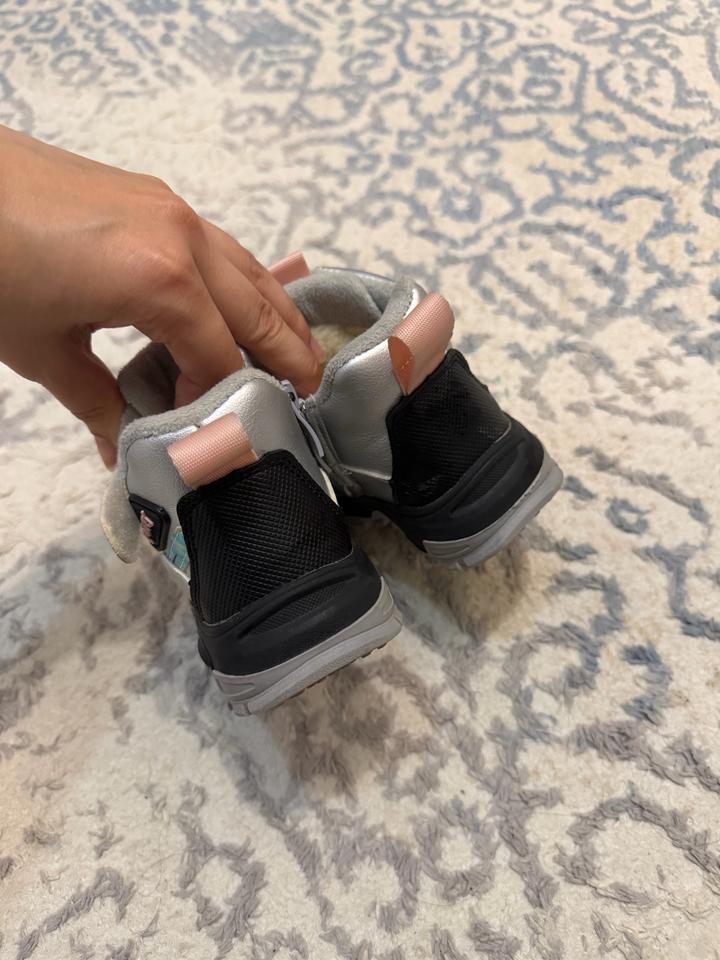 Зимние сапоги