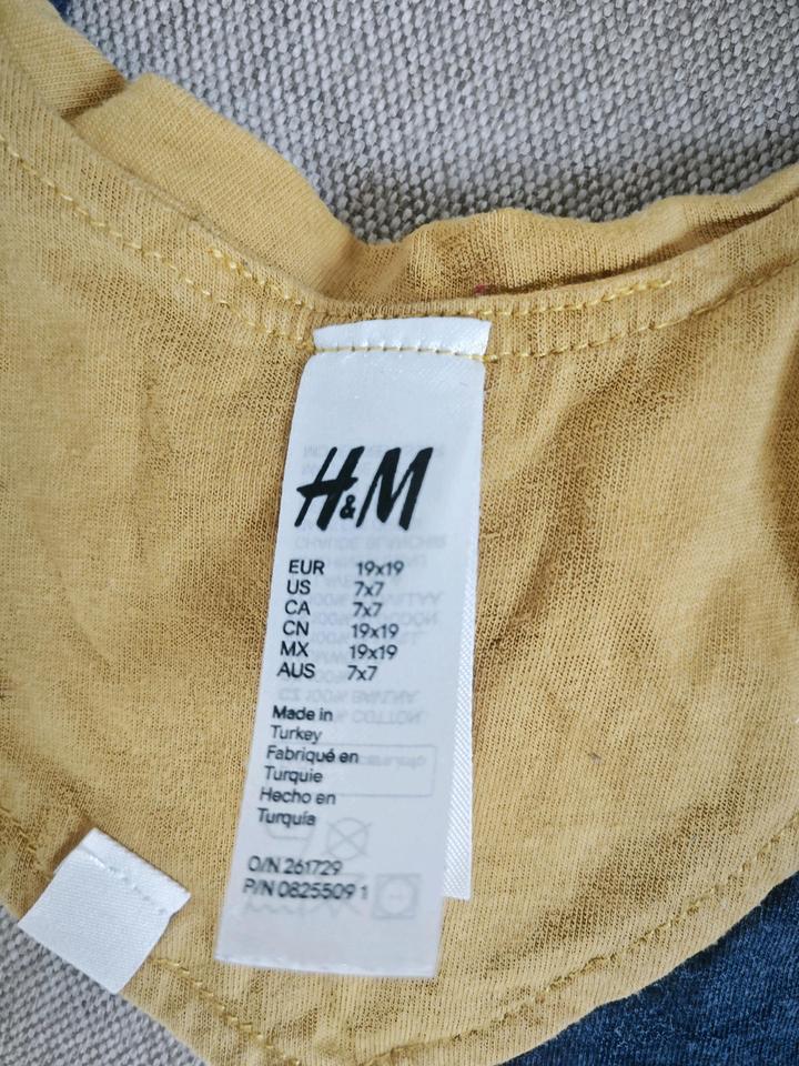 Слюнявчики H&M