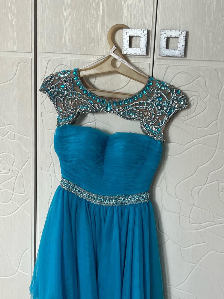 Продаю шикарное коктейльное/выпускное платье Sherri Hill