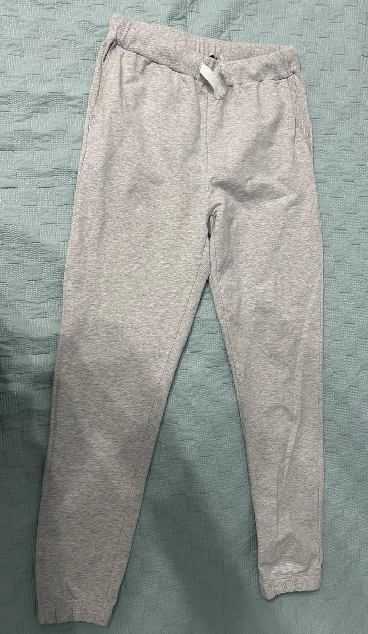 Серая двойка Thomas Graf