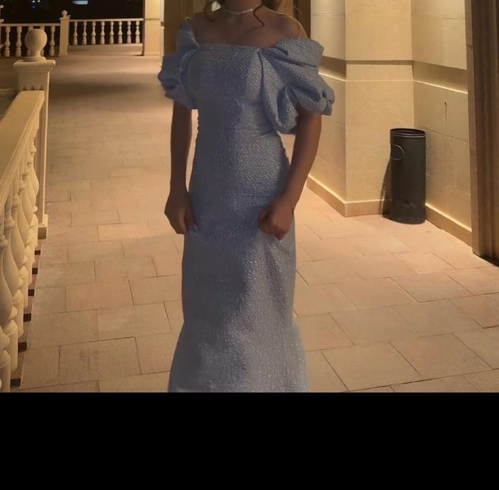 вечернее голубое платье(демисезон)